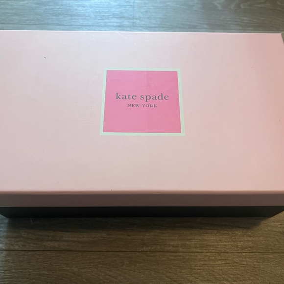 Brand New Vince Camuto Sandals - Picture 2 of 5